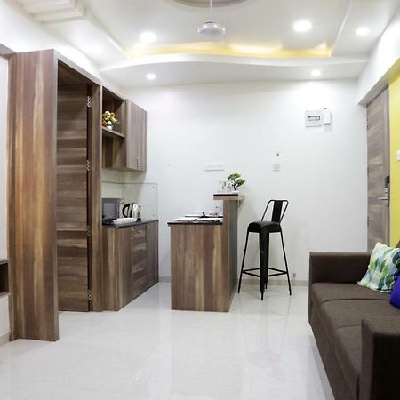 Emerald Vista Luxury Suites Pune Extérieur photo