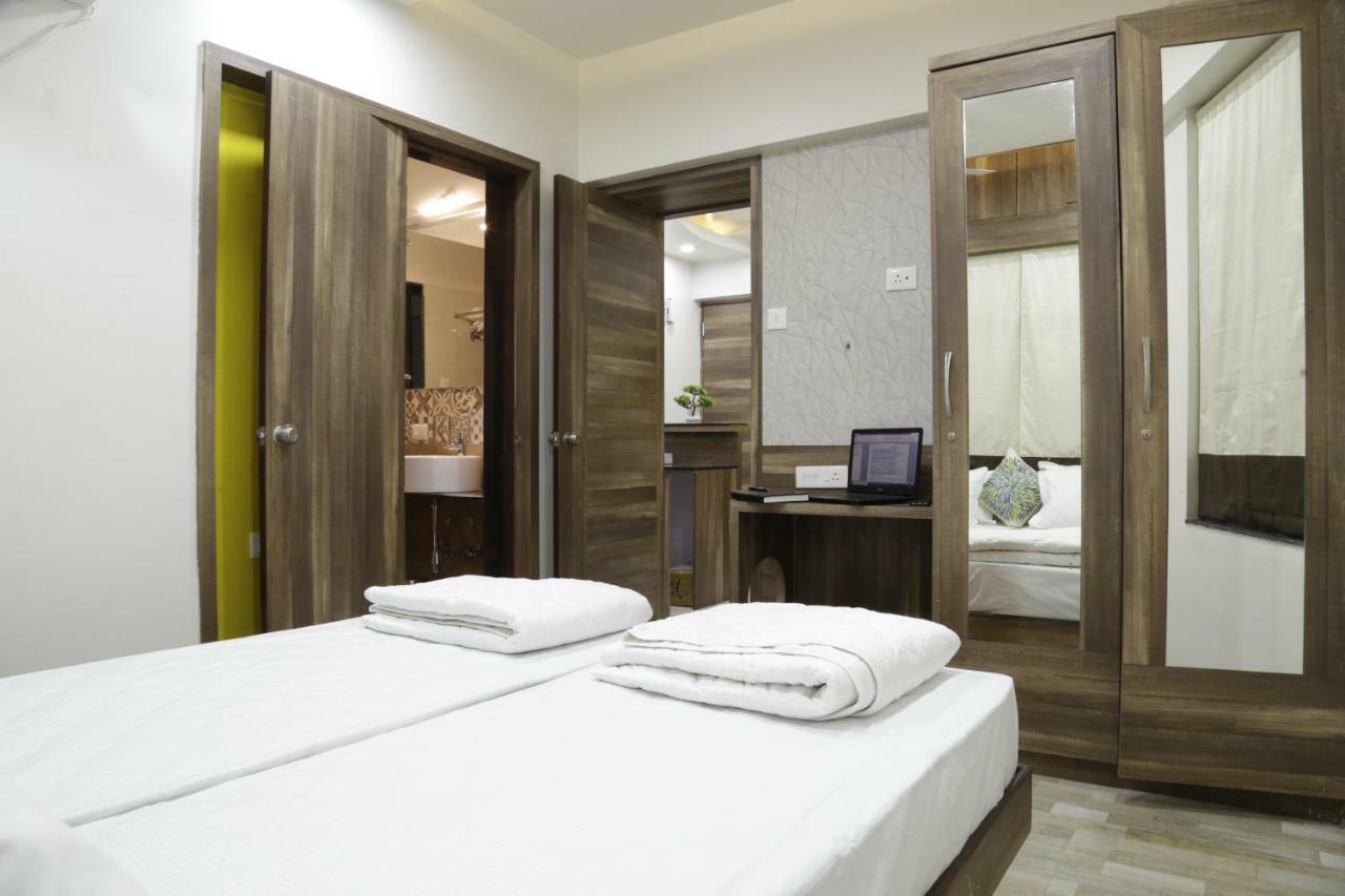 Emerald Vista Luxury Suites Pune Extérieur photo